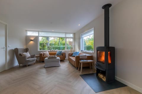 Welcome in - Vakantiehuis in bosrijke omgeving met sauna en houtkachel I Oosterpark 76 - Oostkapelle House in Oostkapelle