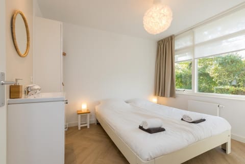 Welcome in - Vakantiehuis in bosrijke omgeving met sauna en houtkachel I Oosterpark 76 - Oostkapelle House in Oostkapelle