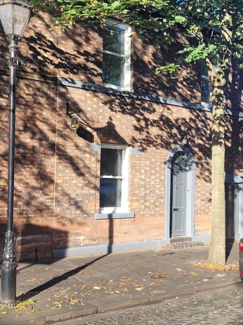 Carlisle City Centre, Cute Victorian House. House in Carlisle