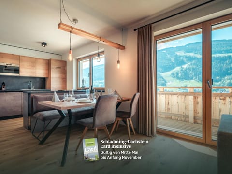 Kitchen or kitchenette, Dining area, Mountain view