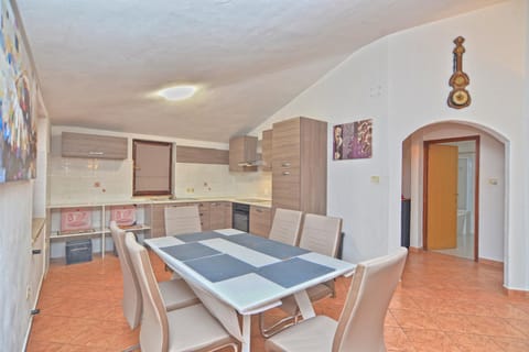 House Natasa 2133 House in Pula