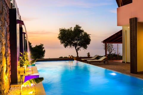 Property building, Swimming pool