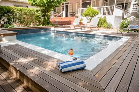 Spring, Day, Swimming pool