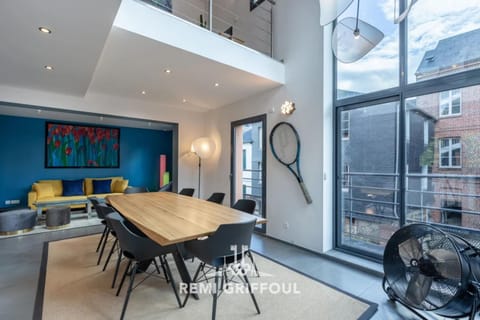 The Cosmopolitan Architect Design Home with Rooftop Jacuzzi 8 Guests House in Honfleur