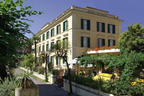 Facade/entrance, Decorative detail