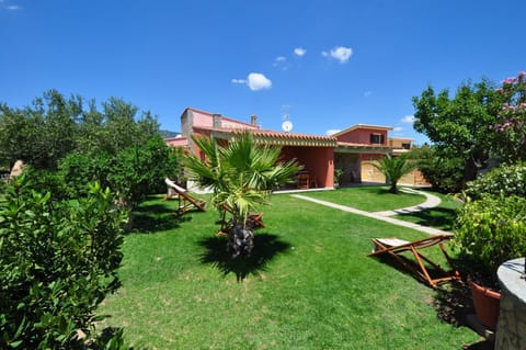 Property building, Garden, Garden view