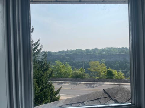 Butterfly Manor Bed and Breakfast in Niagara Falls