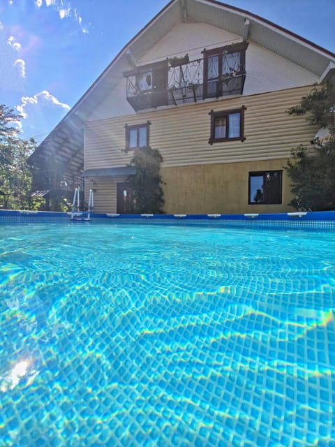 Property building, Facade/entrance, Balcony/Terrace, Pool view, Swimming pool