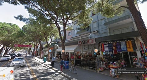 APP4RENT - Family apartment Mazzini - wifi - 3 rooms - parking place Apartment in Lido di Jesolo