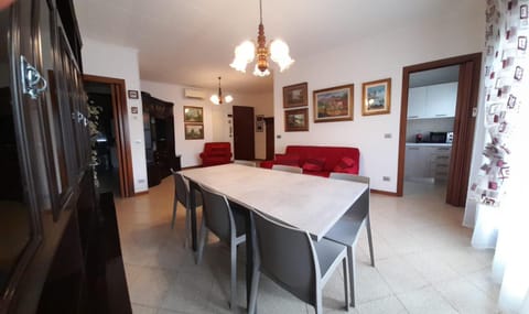 APP4RENT - Family apartment Mazzini - wifi - 3 rooms - parking place Apartment in Lido di Jesolo