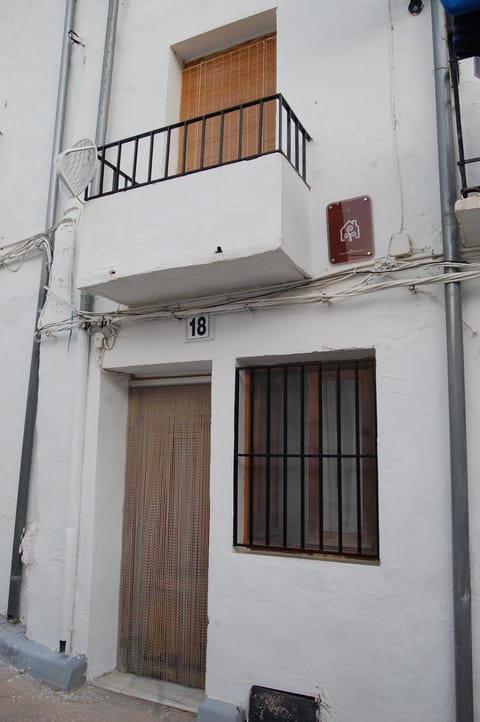 Property building, Facade/entrance