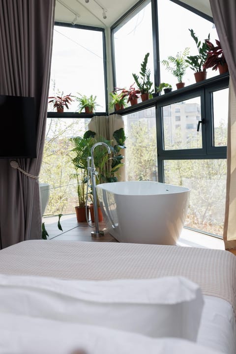 View (from property/room), Bedroom, Bath