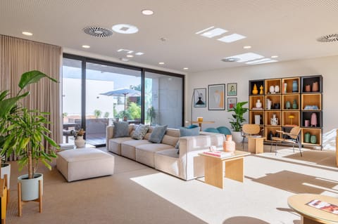 Library, Living room