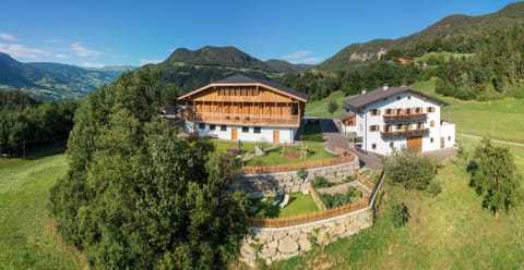 Property building, Neighbourhood, Bird's eye view