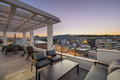 Balcony/Terrace, City view