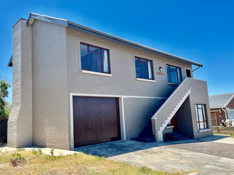 Magdamol holiday home House in Western Cape