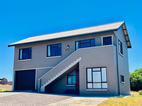 Magdamol holiday home House in Western Cape