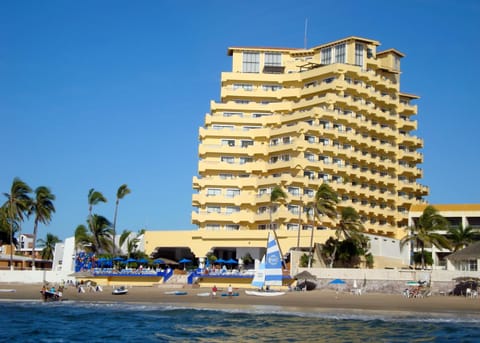 Property building, Day, Beach, Sea view