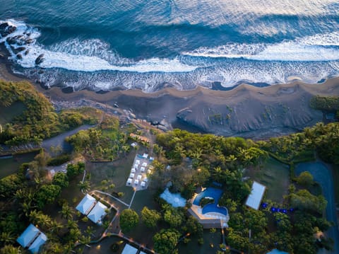 Property building, Restaurant/places to eat, Bird's eye view, Garden view, Garden view, Swimming pool