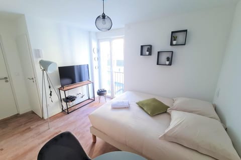 Le Poulorio 3 - Studio - Proche Gare By Locly Apartment in Lorient
