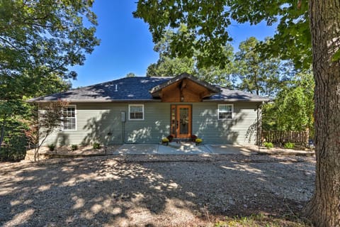 Dock and Jet Ski Slip Lakeside Sunrise Beach Home! House in Sunrise Beach