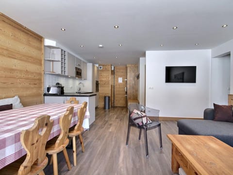 Magnifique appartement 8 personnes, balcon, skis aux pieds - FR-1-455-212 Apartment in Mâcot-la-Plagne