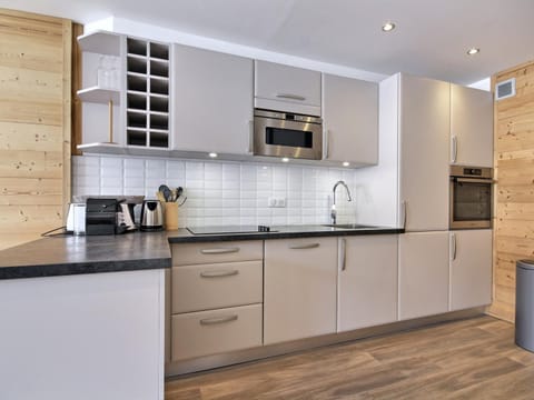 Magnifique appartement 8 personnes, balcon, skis aux pieds - FR-1-455-212 Apartment in Mâcot-la-Plagne