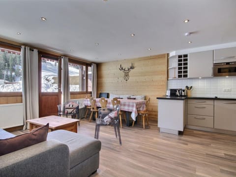 Magnifique appartement 8 personnes, balcon, skis aux pieds - FR-1-455-212 Apartment in Mâcot-la-Plagne