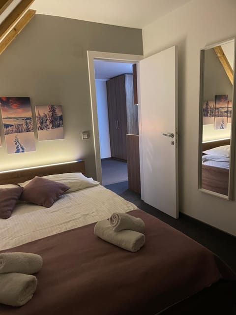 Planinski vrhovi Jelač Apartment in Serbia