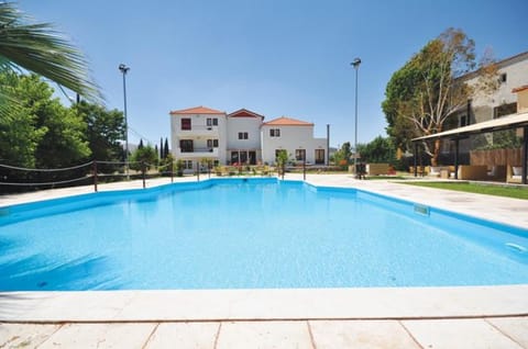 Facade/entrance, Facade/entrance, Garden, Swimming pool, Swimming pool