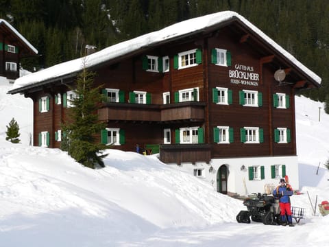 Property building, Winter