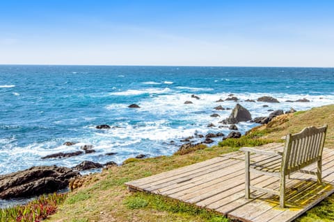 Pelican House House in Mendocino County