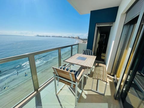 Off site, Balcony/Terrace, Balcony/Terrace