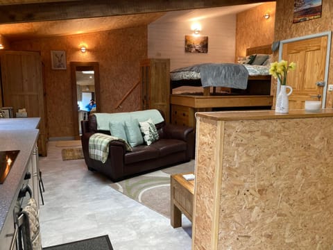 East Hillerton House Studio Apartment in Mid Devon District