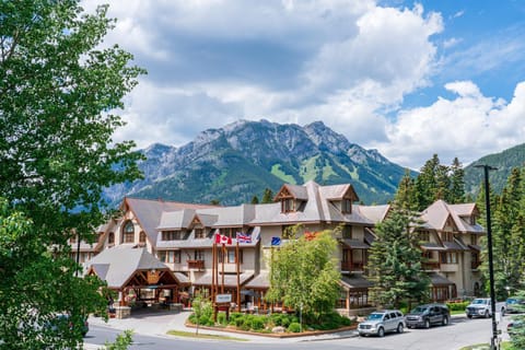 Property building, Mountain view