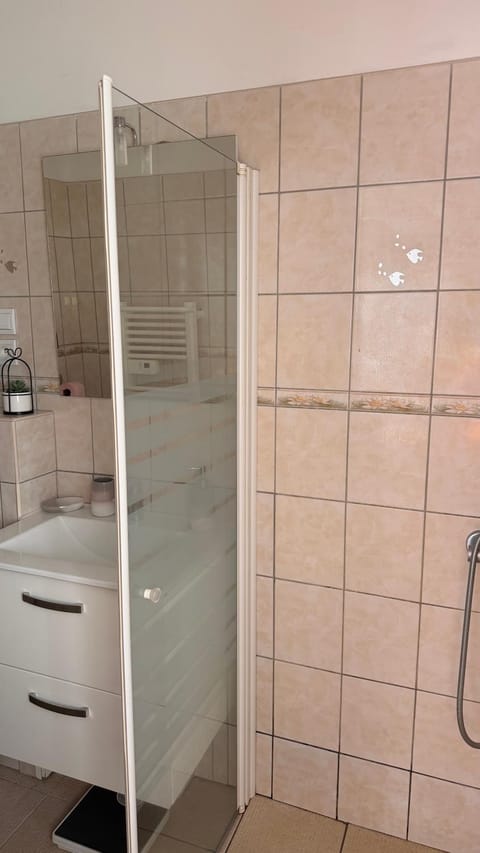 Studio les petits lutins Apartment in Provence-Alpes-Côte d'Azur