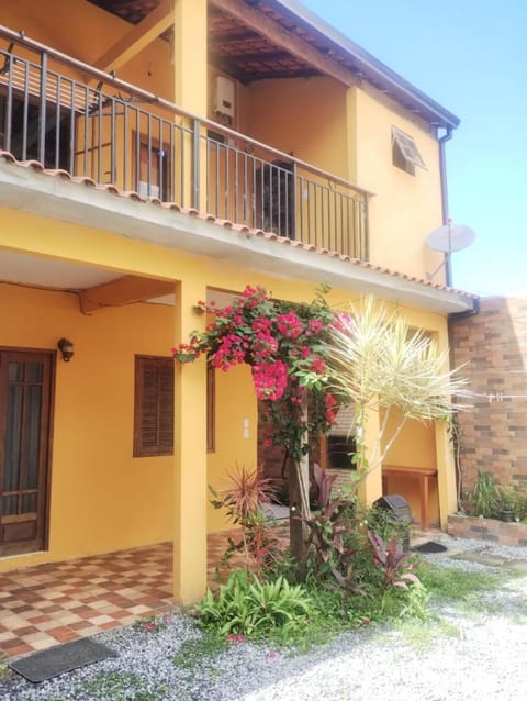 Facade/entrance, Spring, Garden, Garden view, Parking