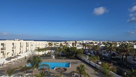 Day, Natural landscape, Pool view, Sea view, sunbed