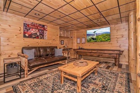 Roaring Fork Lodge House in Gatlinburg