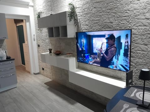 TV and multimedia