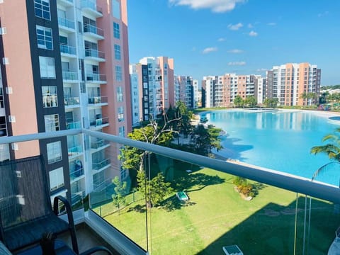 Balcony/Terrace, Swimming pool