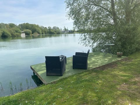 Fishing, Garden, Lake view