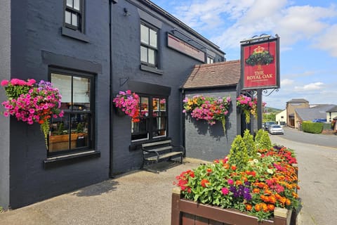 Property building, Facade/entrance, Street view