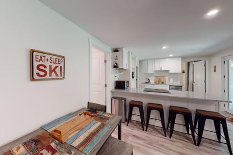 Magic Birch Lodge House in South Londonderry