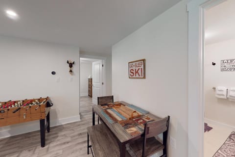 Magic Birch Lodge House in South Londonderry