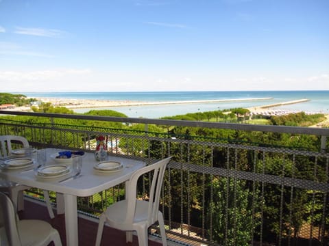 View (from property/room), Balcony/Terrace, furniture