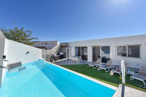 Garden, Solarium, Swimming pool
