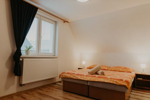 Bed, Bathroom, Bedroom