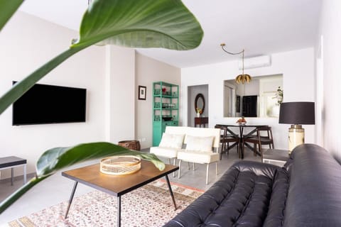 Property building, Living room, Lounge or bar