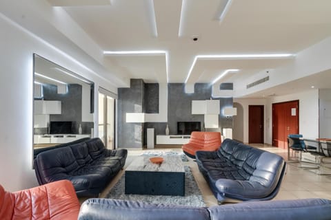 Elan Rimal 5 Suites Apartment in Dubai